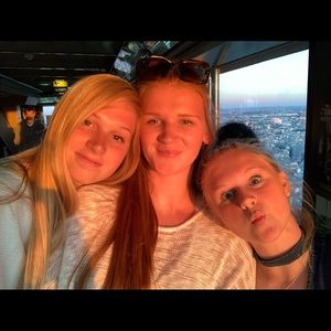 Meet your Posher, Julia